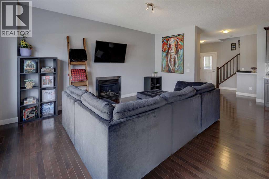 177 Hillcrest Drive Sw, Airdrie, Alberta  T4B 0Y8 - Photo 8 - A2306789