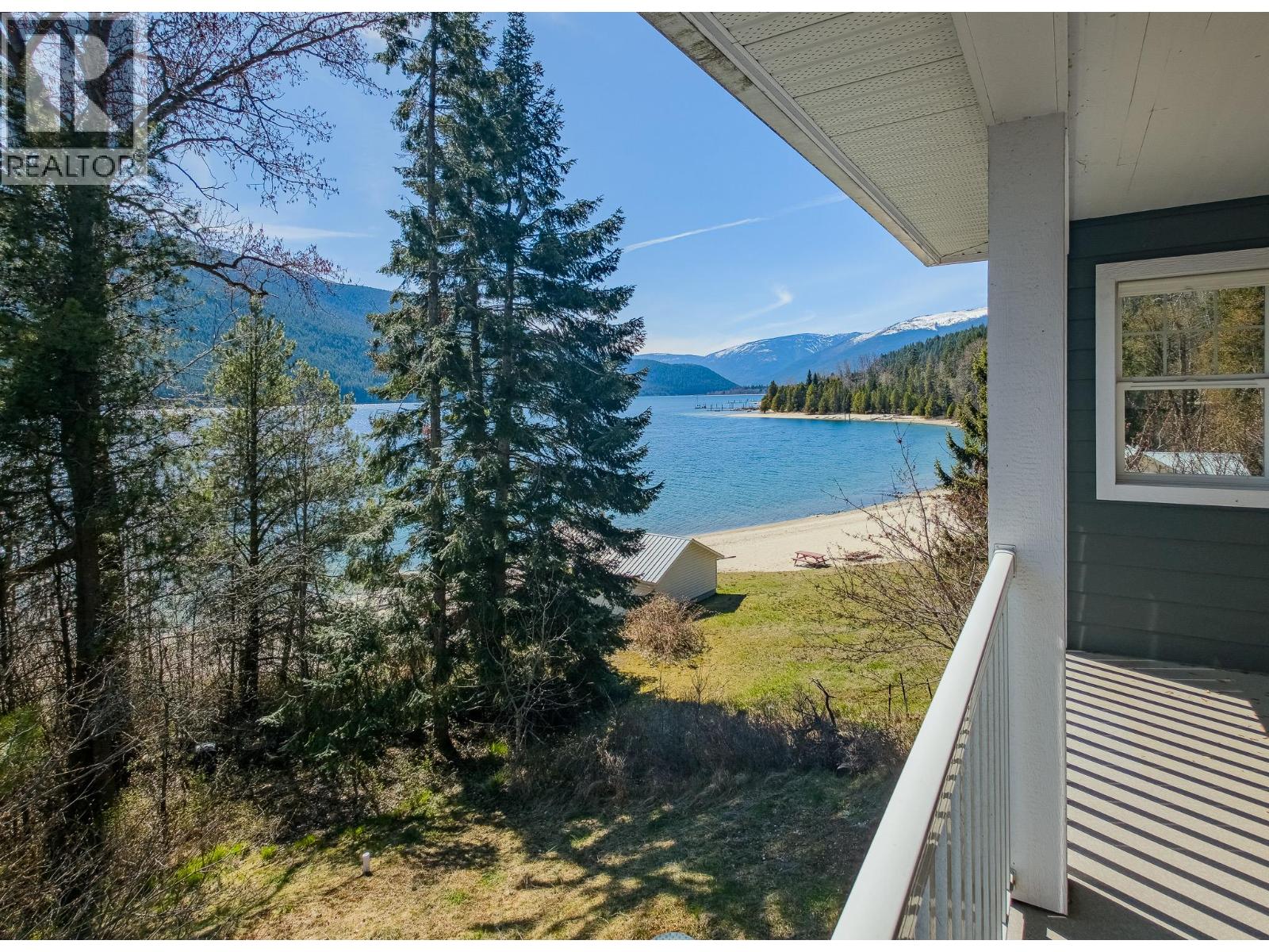 5916 Highway 3a Highway, Balfour, British Columbia