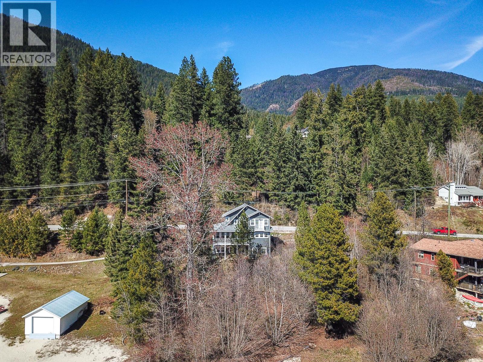 5916 Highway 3a Highway, Balfour, British Columbia  V2Y 1M2 - Photo 4 - 10385252