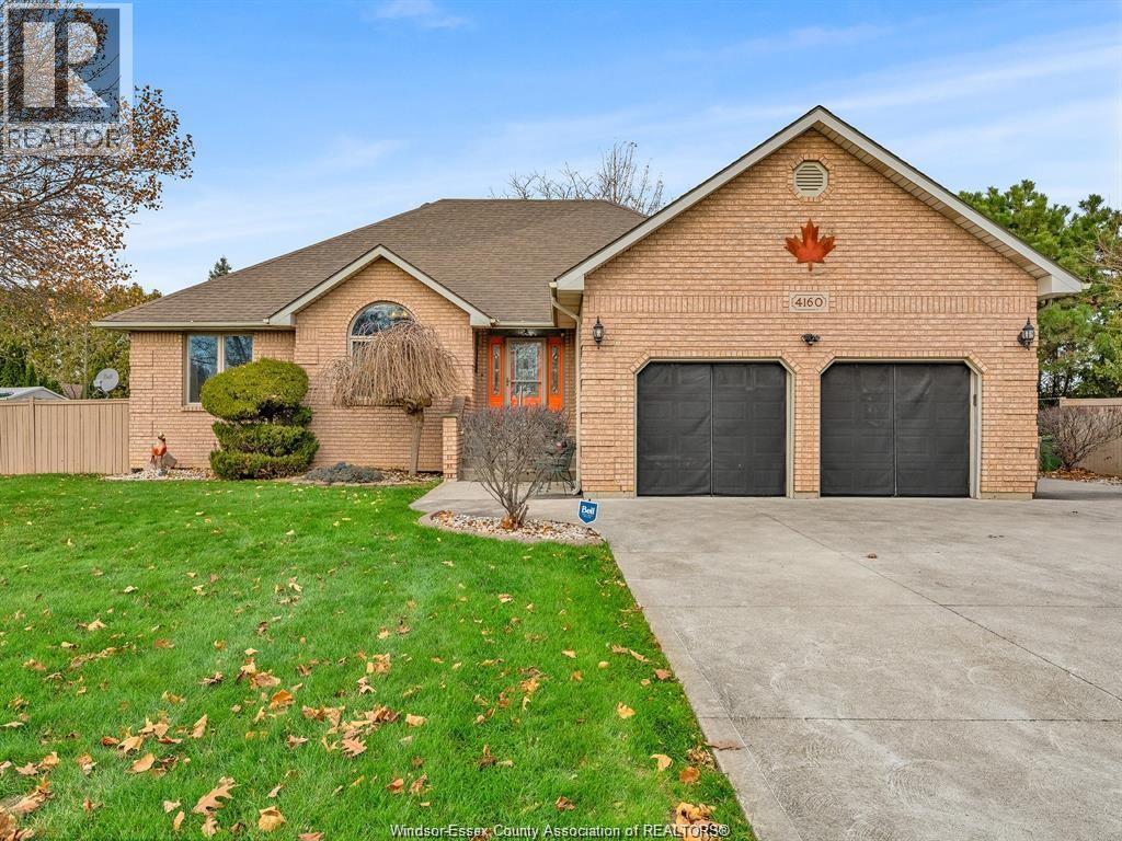 4160 Baseline, Windsor, Ontario  N9A 6T3 - Photo 1 - 26009702
