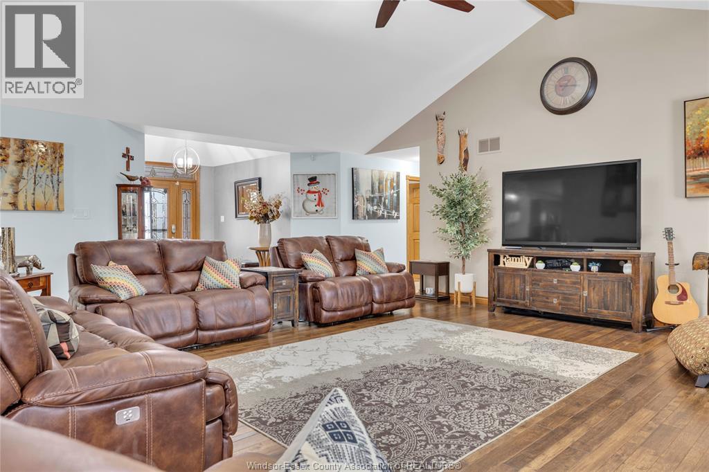 4160 Baseline, Windsor, Ontario  N9A 6T3 - Photo 5 - 26009702