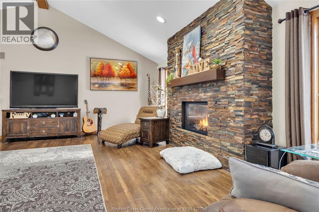 4160 Baseline, Windsor, Ontario  N9A 6T3 - Photo 6 - 26009702