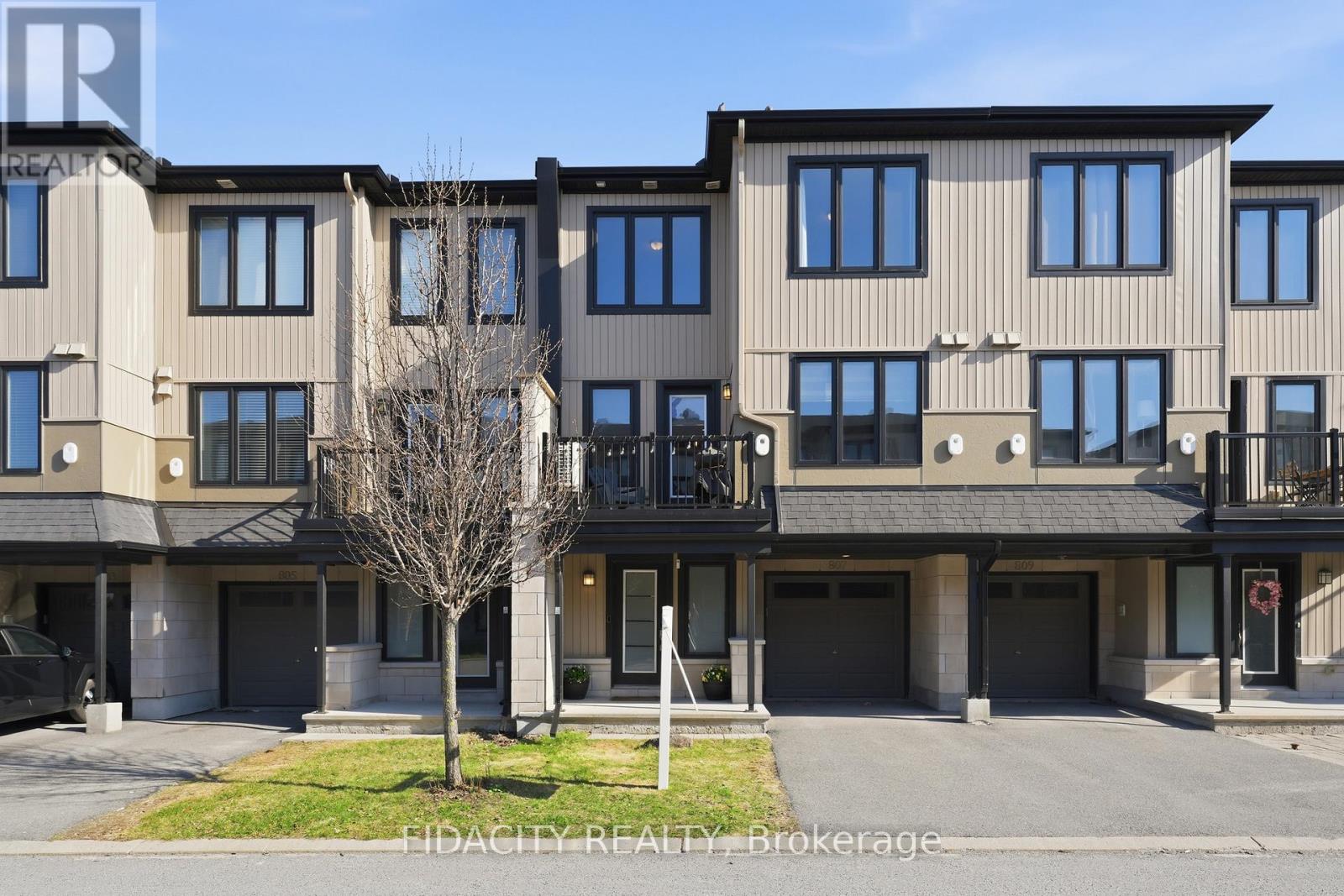 807 ELEMENT PRIVATE, Ottawa, Ontario