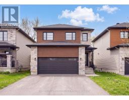 934 CHABLIS CRESCENT, Russell, Ontario