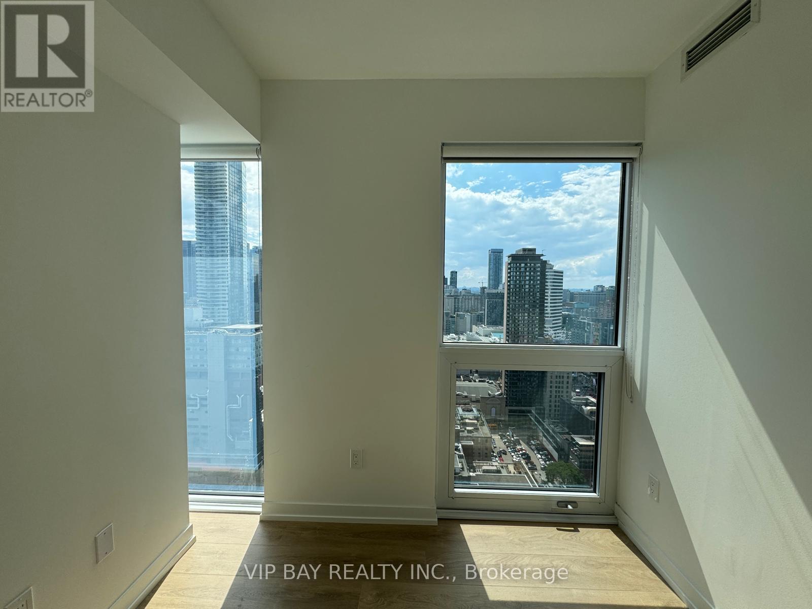 3707 - 82 Dalhousie (Bedroom 3) Street, Toronto, Ontario  M5B 0C5 - Photo 2 - C13043932