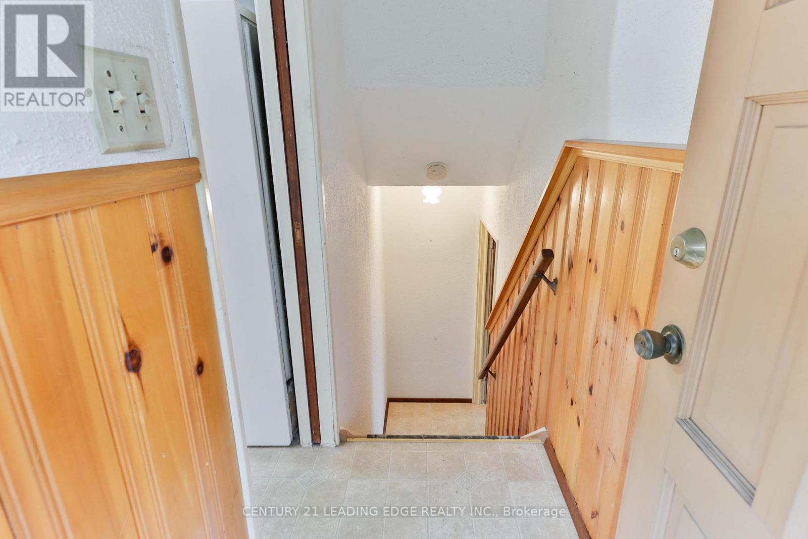 8 Oakley Boulevard, Toronto, Ontario  M1P 3P4 - Photo 24 - E13057584