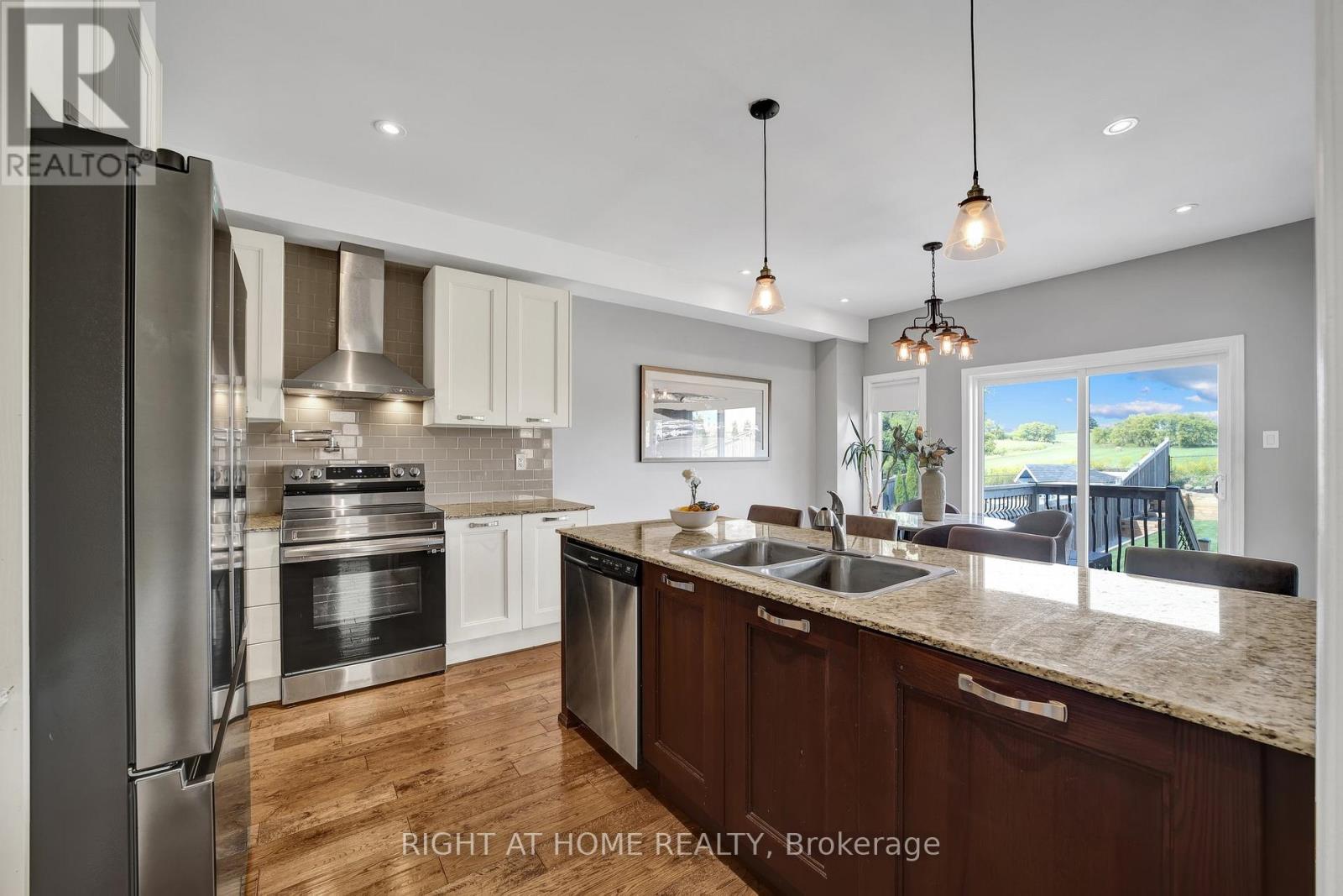 40 Ridge Gate Crescent, East Gwillimbury, Ontario  L0G 1M0 - Photo 16 - N12810312