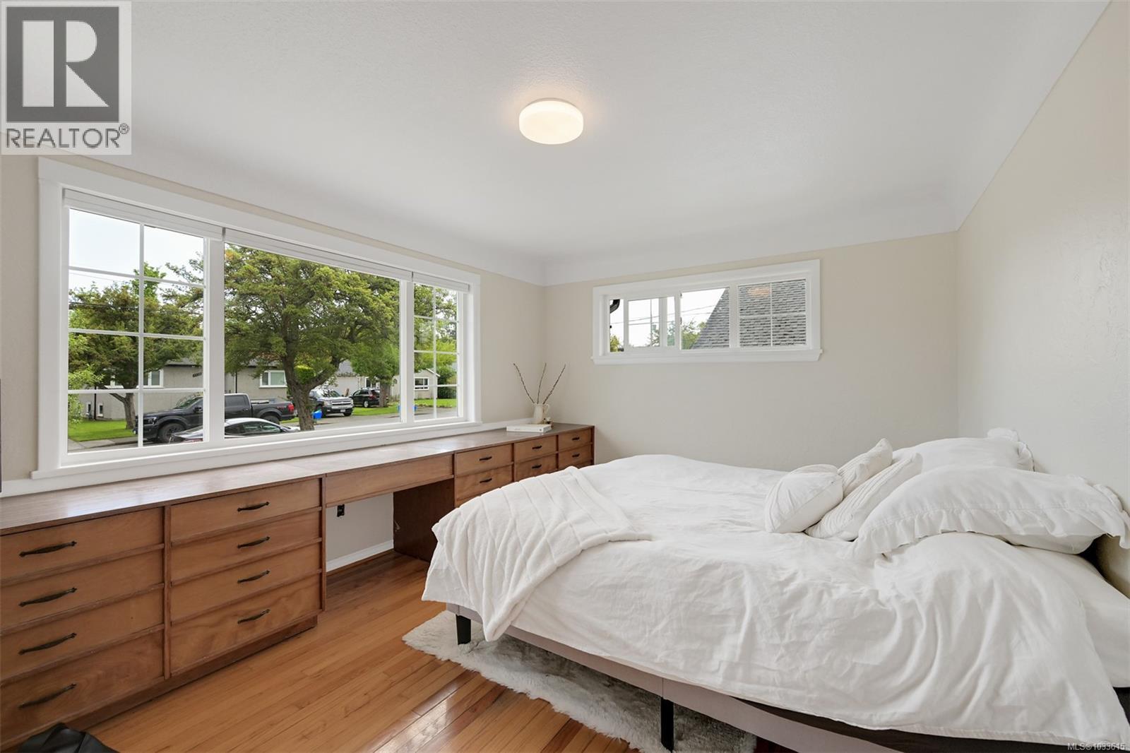 1452 Westall Ave, Victoria, British Columbia  V8T 2G5 - Photo 14 - 1033615