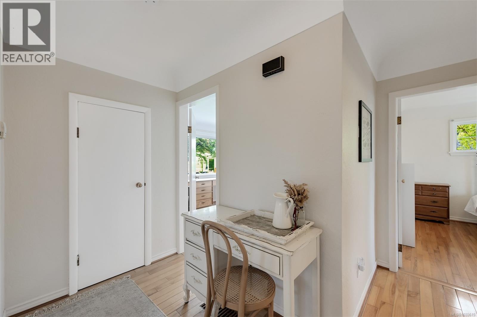 1452 Westall Ave, Victoria, British Columbia  V8T 2G5 - Photo 18 - 1033615