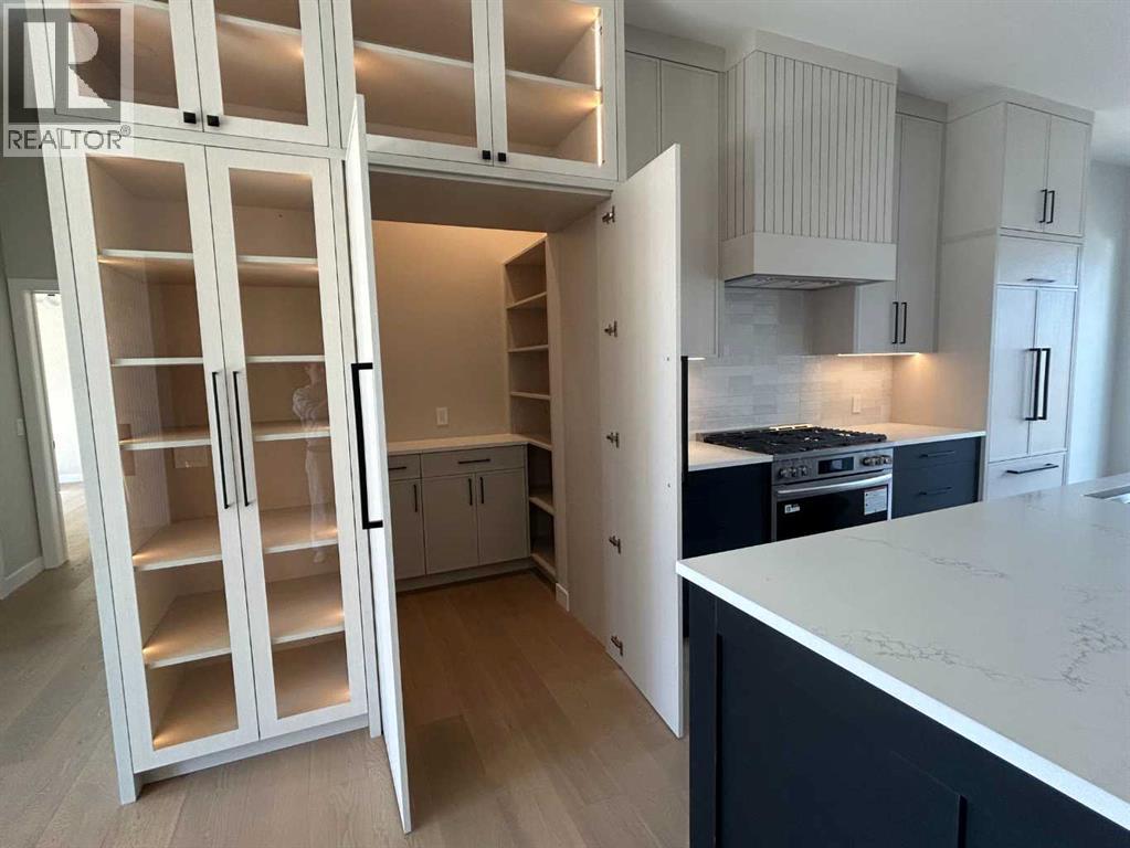 5616 Lodge Crescent Sw, Calgary, Alberta  T3E 5Y7 - Photo 6 - A2270927