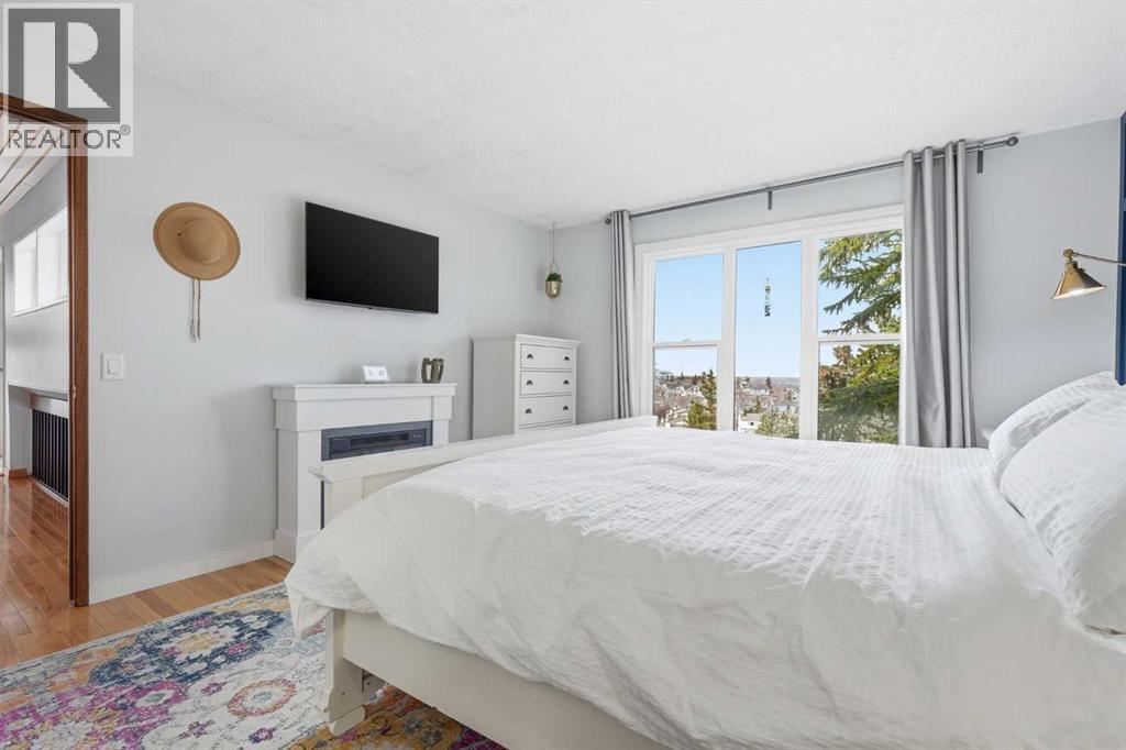 39 Coach Manor Terrace Sw, Calgary, Alberta  T3H 1C9 - Photo 20 - A2306773