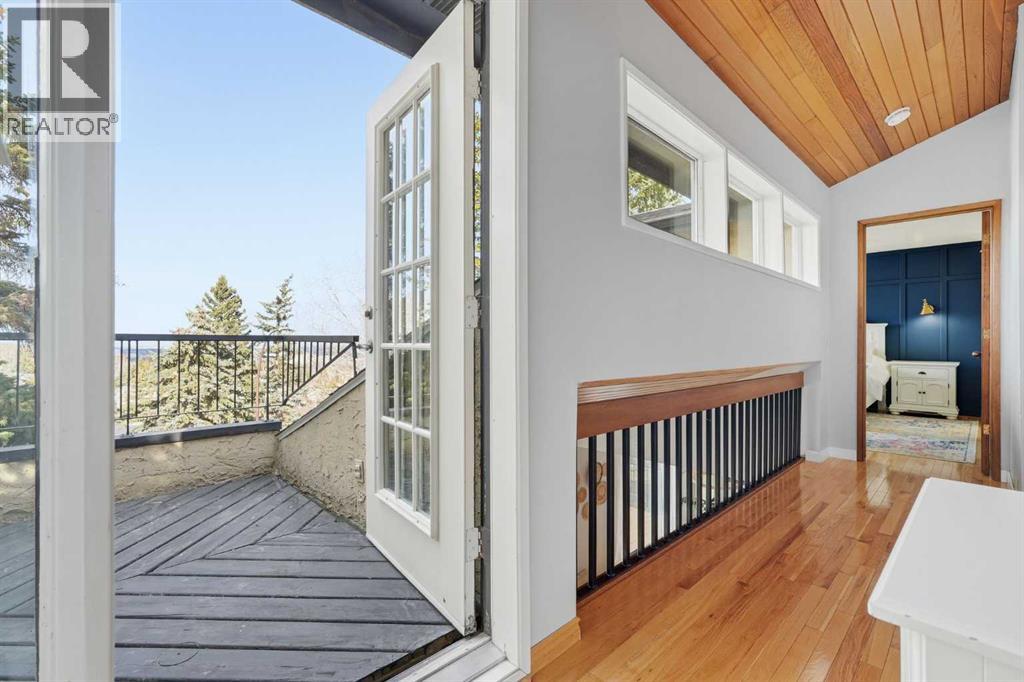 39 Coach Manor Terrace Sw, Calgary, Alberta  T3H 1C9 - Photo 18 - A2306773