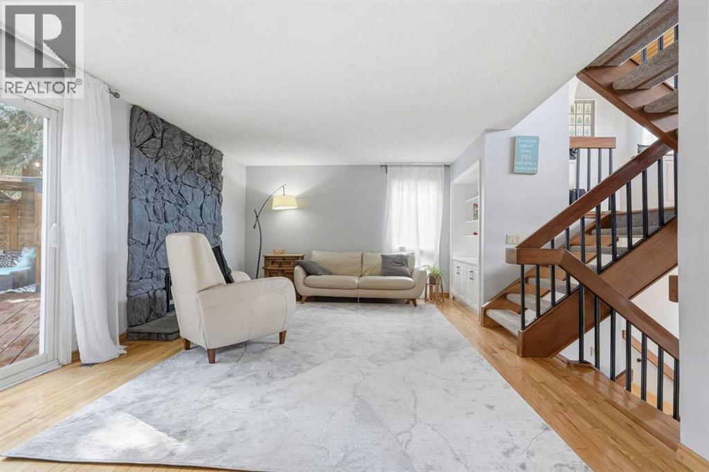 39 Coach Manor Terrace Sw, Calgary, Alberta  T3H 1C9 - Photo 14 - A2306773
