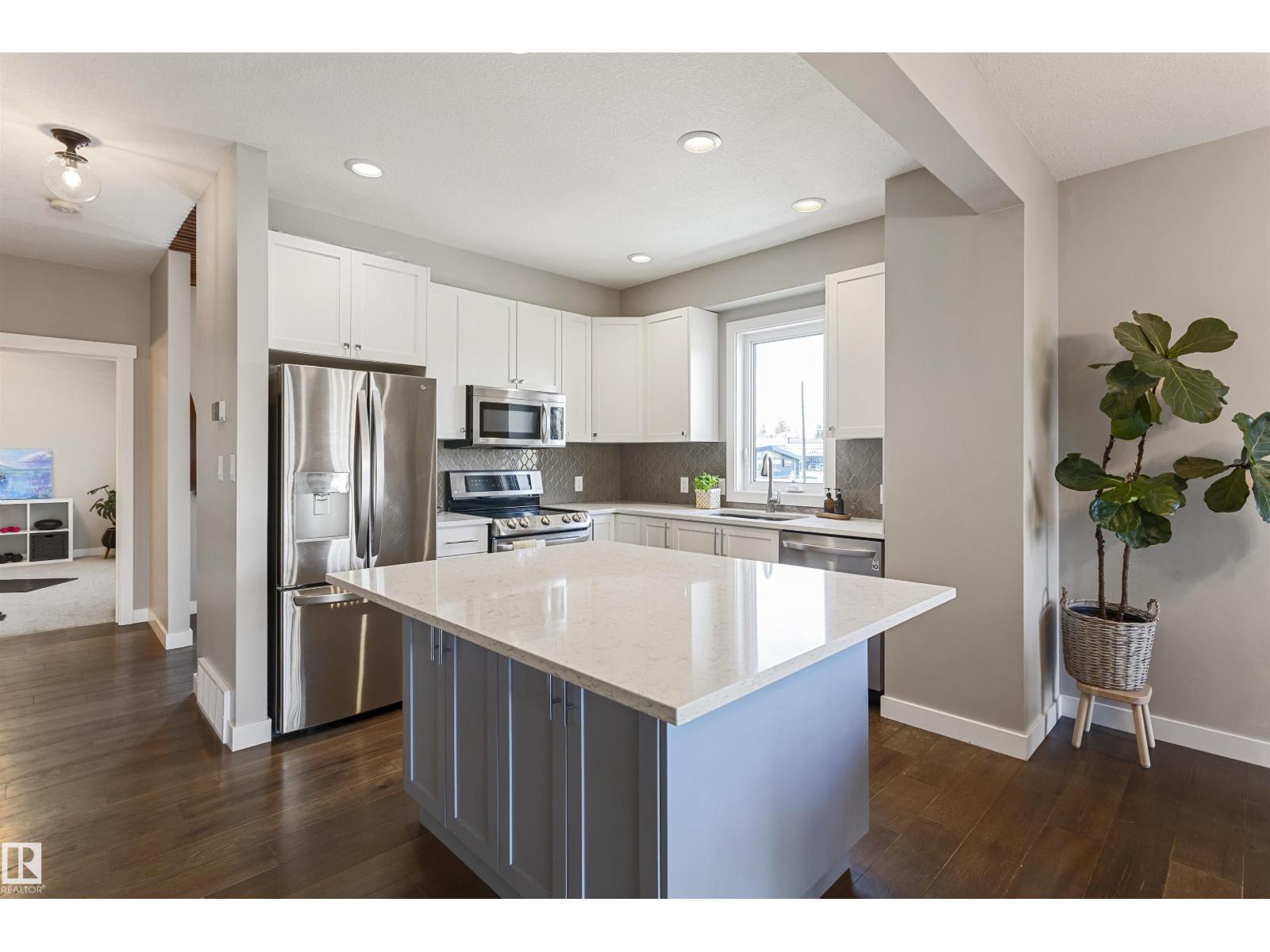 8103a 95a St Nw, Edmonton, Alberta  T6C 3Y1 - Photo 13 - E4485031