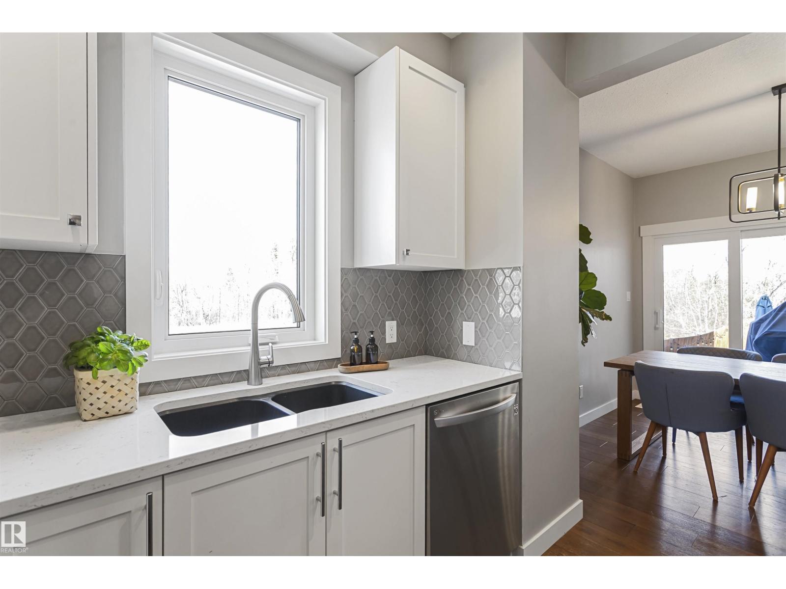 8103a 95a St Nw, Edmonton, Alberta  T6C 3Y1 - Photo 16 - E4485031