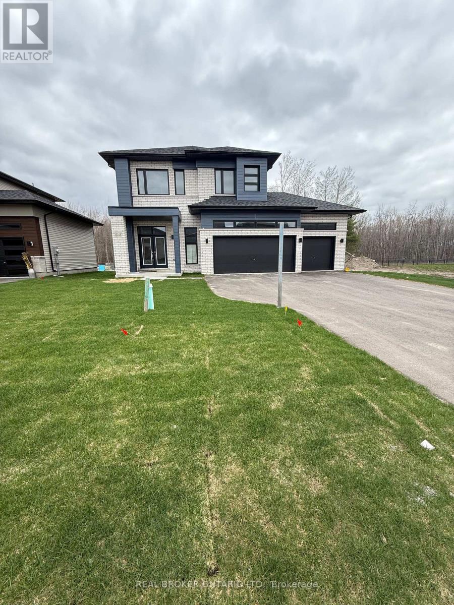 ROOM B,C,D,E - 3143 SEARIDGE STREET, Severn, Ontario