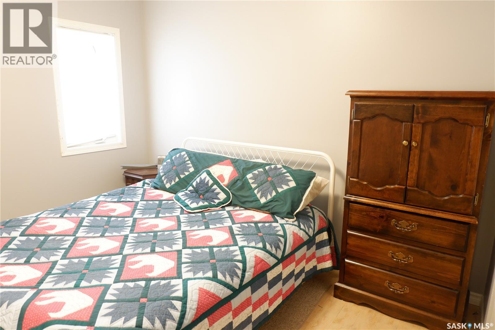 116 Empire Place, Assiniboia, Saskatchewan  S0H 0B0 - Photo 11 - SK034519