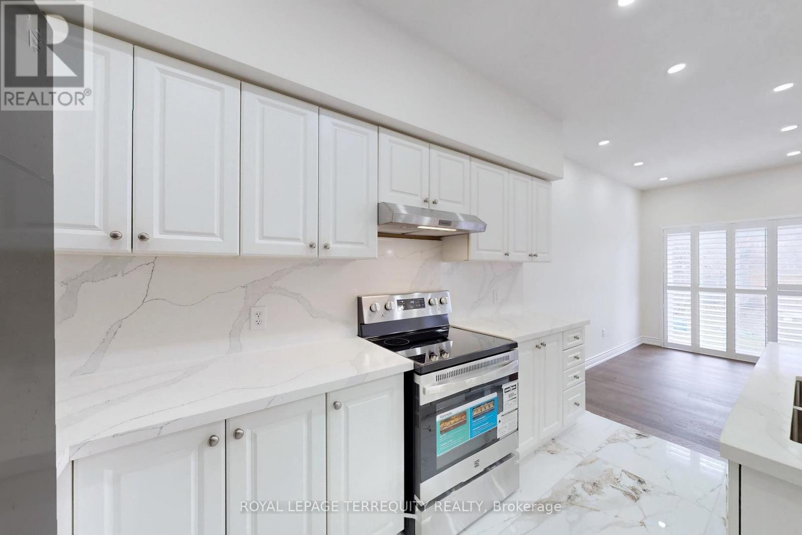 Unknown Address, ,    - Photo 13 - W13065948