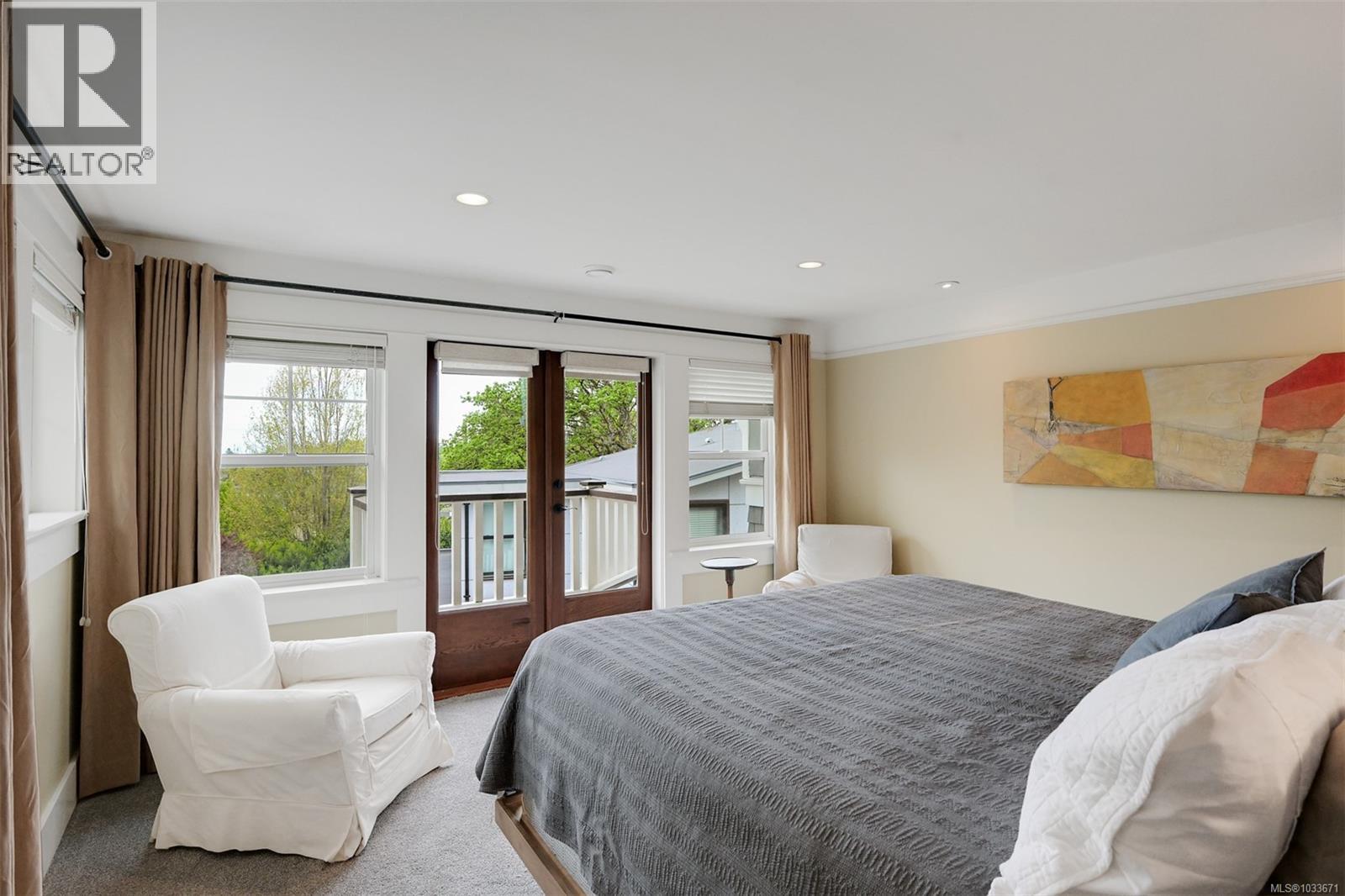 12 Briar Pl, Victoria, British Columbia  V8S 3J5 - Photo 35 - 1033671