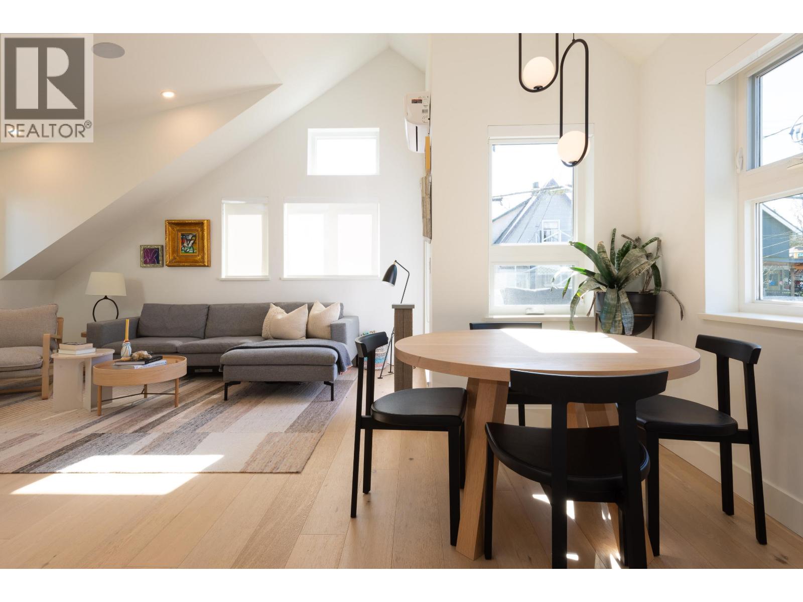 1346 E 11TH AVENUE, Vancouver, British Columbia