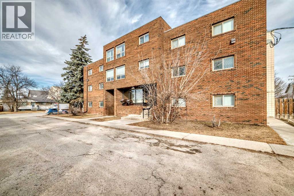 303, 319 2 Avenue, Strathmore, Alberta  T1P 1T7 - Photo 3 - A2285599
