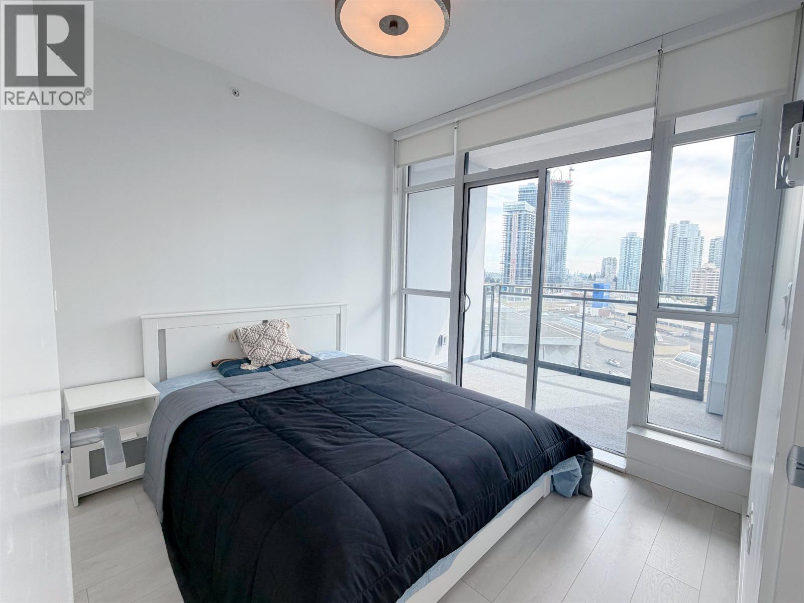 1611 6098 Station Street, Burnaby, British Columbia  V5H 0H4 - Photo 3 - R3117126