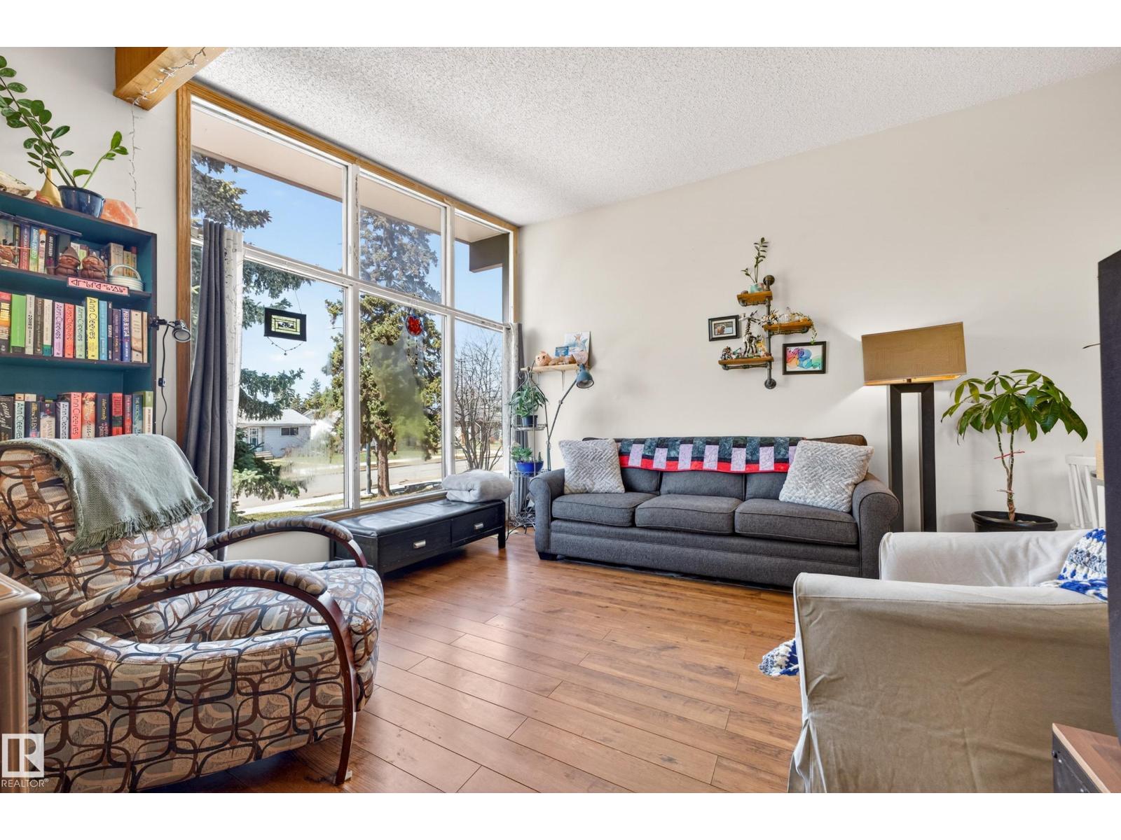 6027 6029 105 St Nw, Edmonton, Alberta  T6H 2N3 - Photo 21 - E4485038