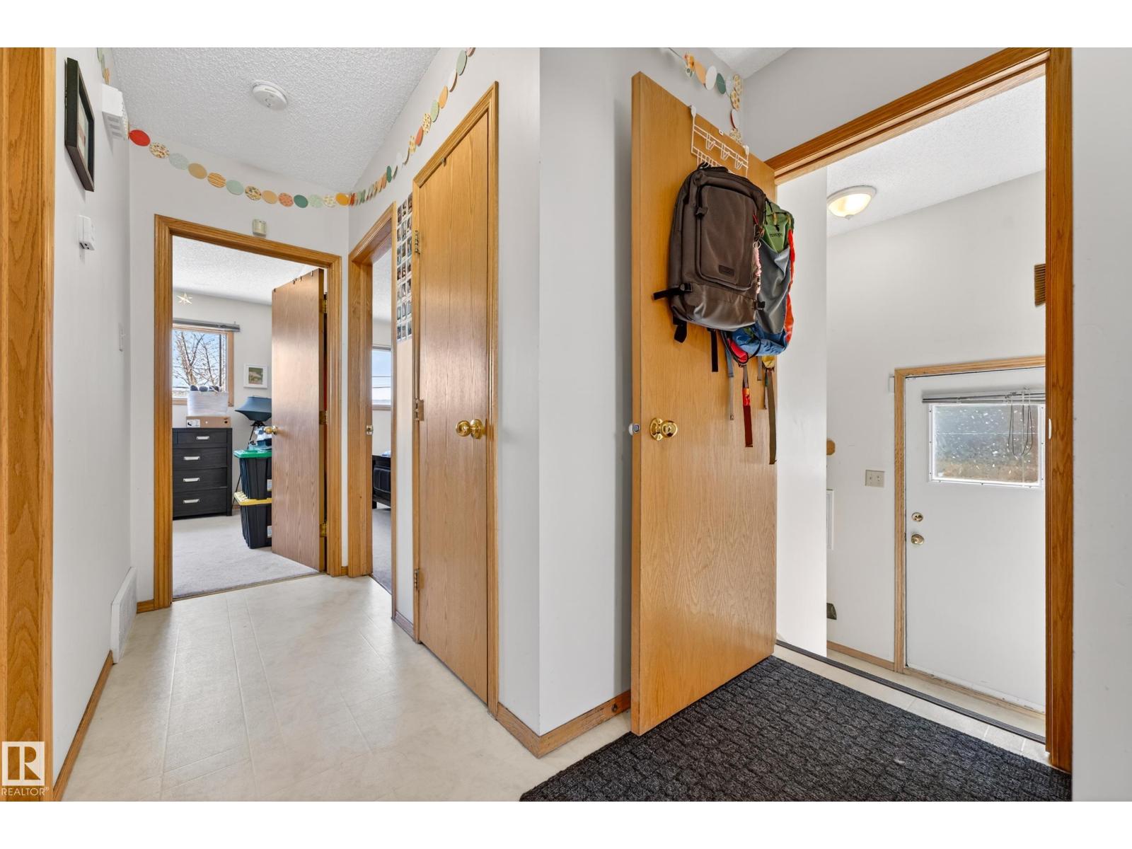 6027 6029 105 St Nw, Edmonton, Alberta  T6H 2N3 - Photo 30 - E4485038