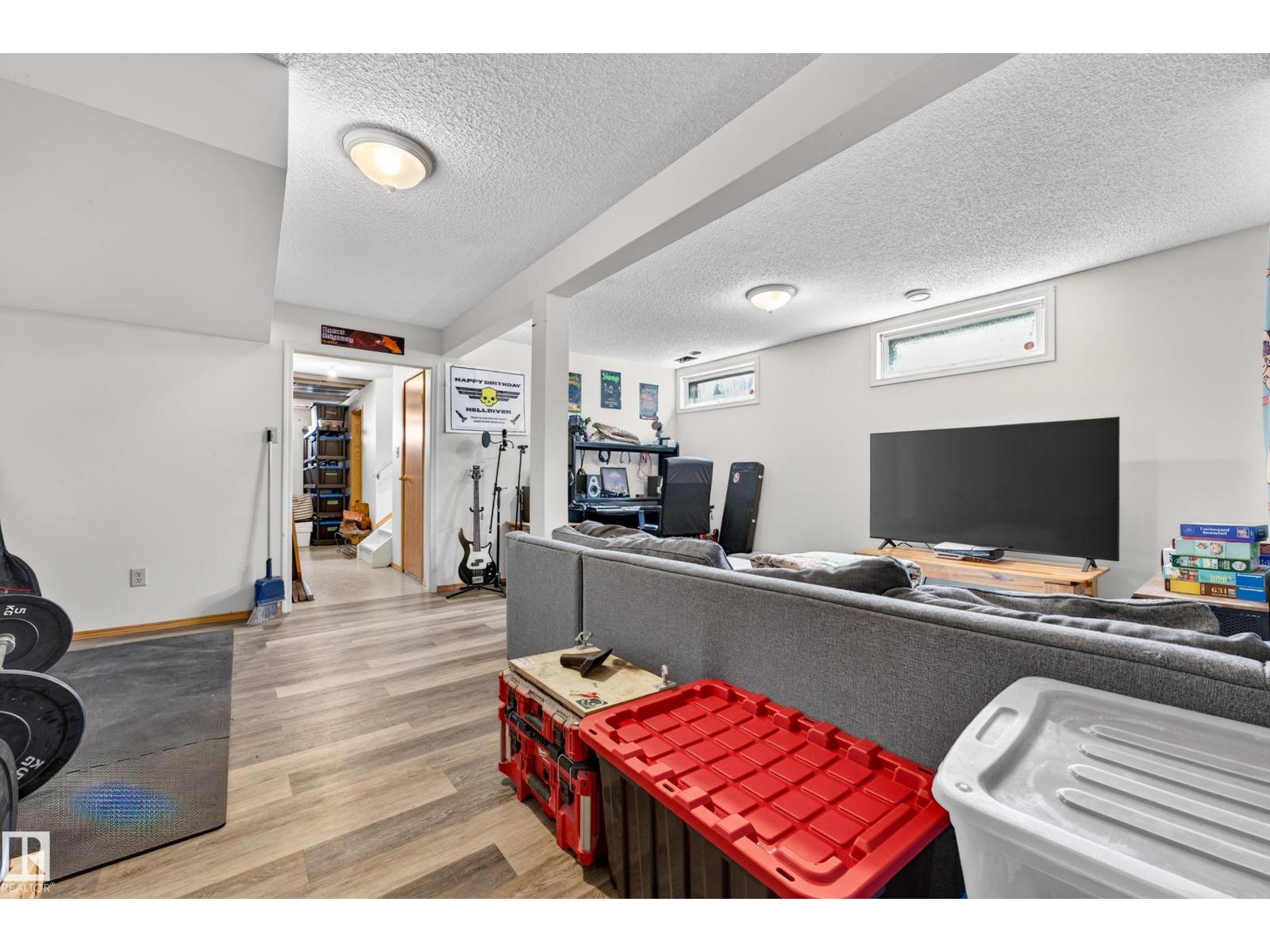 6027 6029 105 St Nw, Edmonton, Alberta  T6H 2N3 - Photo 41 - E4485038