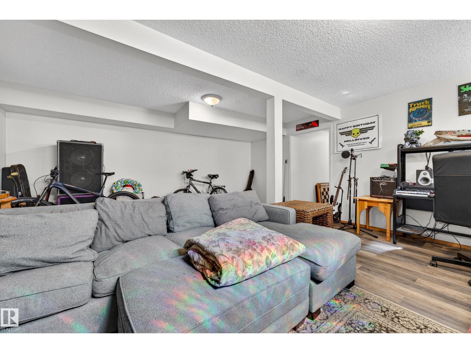 6027 6029 105 St Nw, Edmonton, Alberta  T6H 2N3 - Photo 42 - E4485038