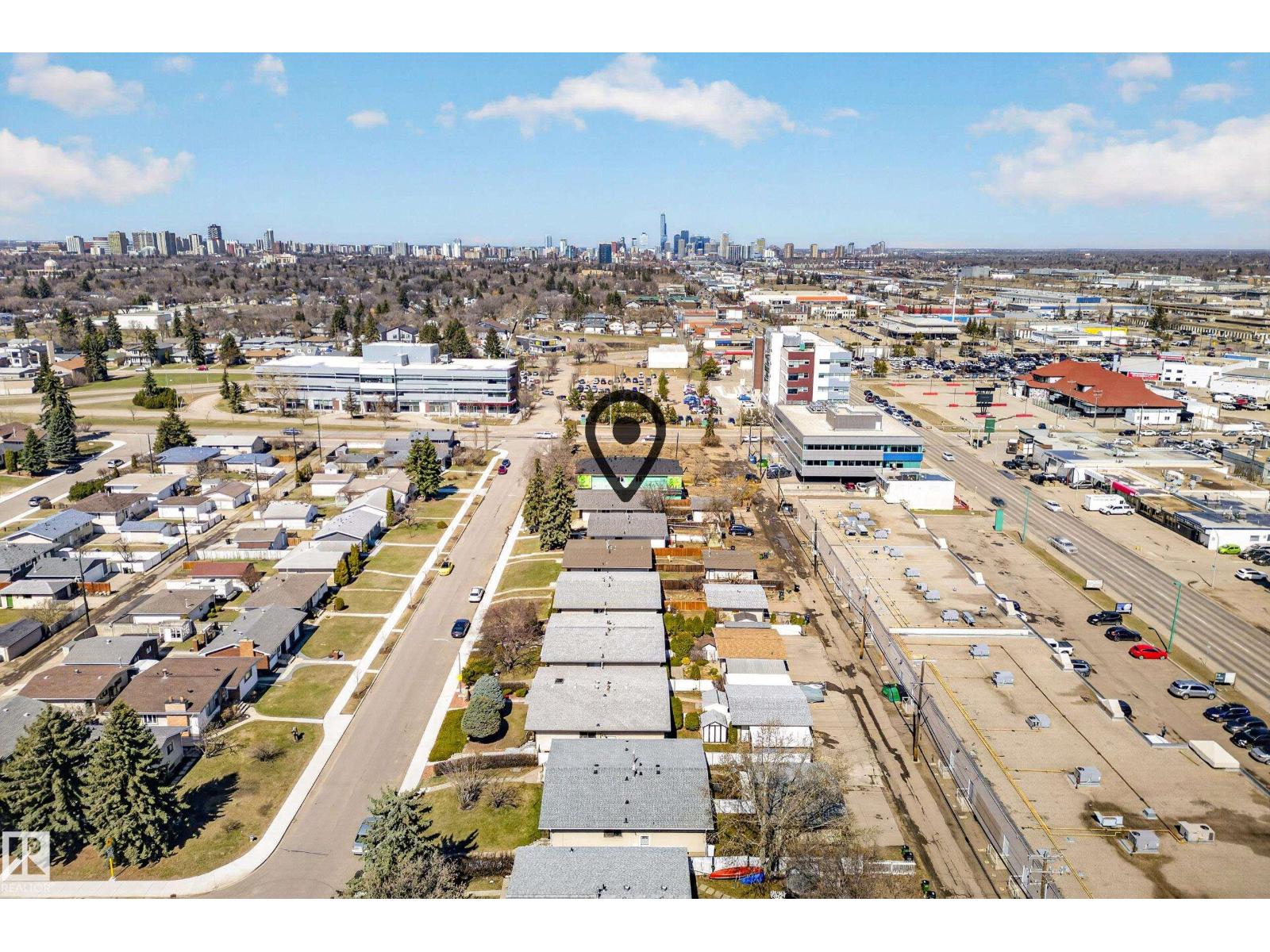 6027 6029 105 St Nw, Edmonton, Alberta  T6H 2N3 - Photo 7 - E4485038