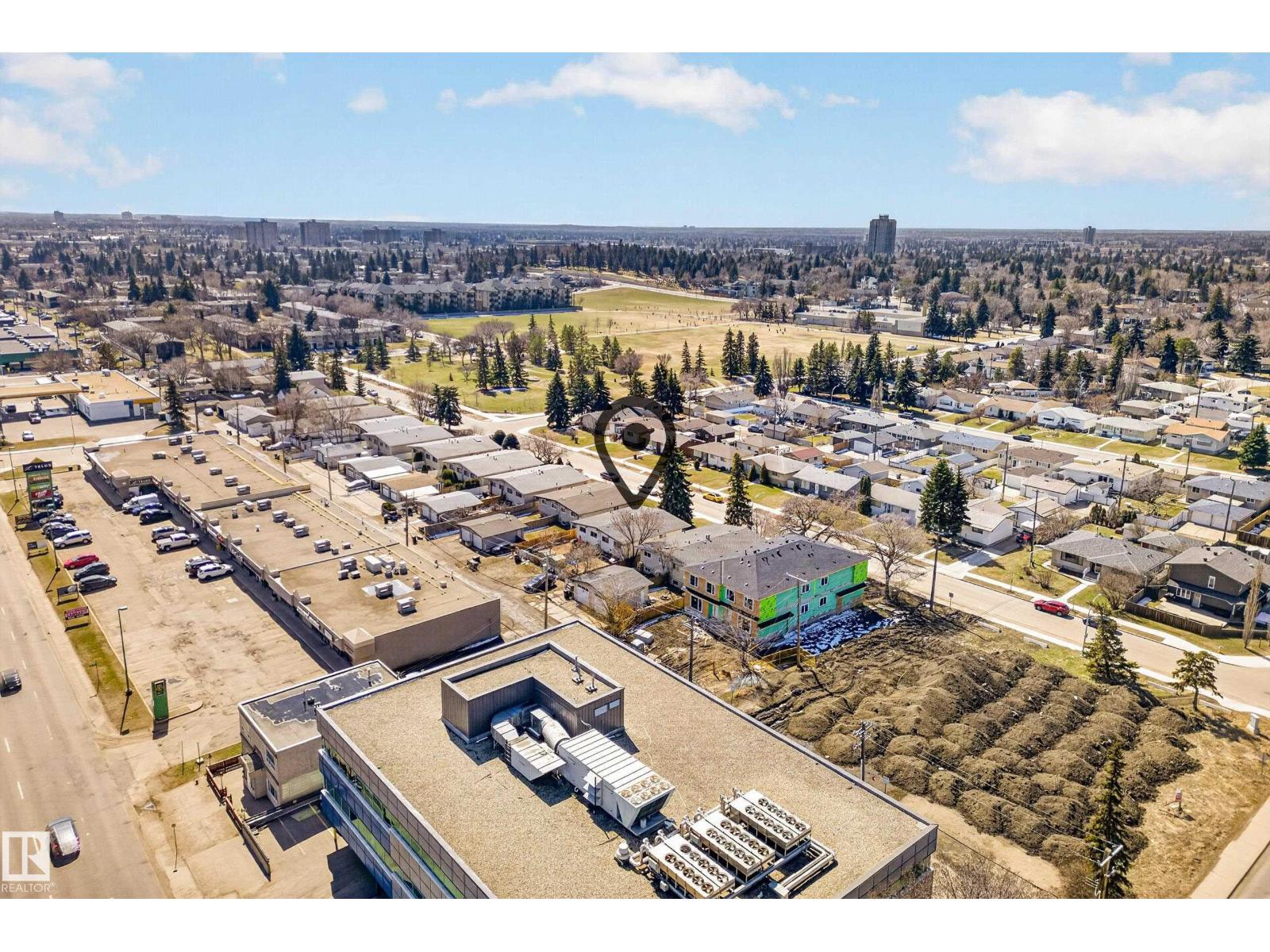 6027 6029 105 St Nw, Edmonton, Alberta  T6H 2N3 - Photo 9 - E4485038
