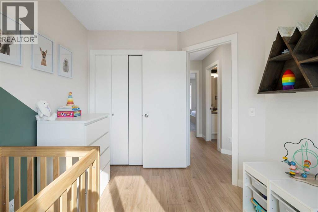 9 Elgin Mews SE, Calgary, Alberta  T2Z 4J9 - Photo 26 - A2294539