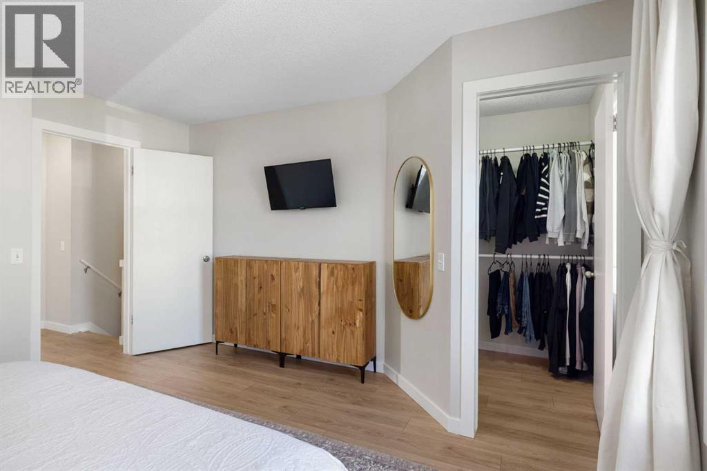 9 Elgin Mews SE, Calgary, Alberta  T2Z 4J9 - Photo 23 - A2294539