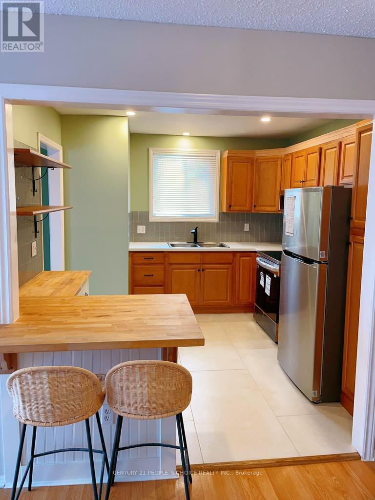 Upper - 6938 Warden Avenue, Niagara Falls, Ontario  L2G 5P3 - Photo 10 - X13066050