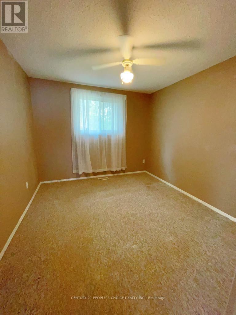 Upper - 6938 Warden Avenue, Niagara Falls, Ontario  L2G 5P3 - Photo 14 - X13066050