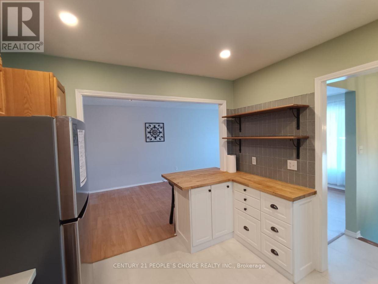 Upper - 6938 Warden Avenue, Niagara Falls, Ontario  L2G 5P3 - Photo 20 - X13066050