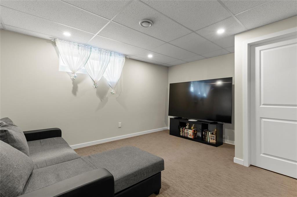 222 Chrysler Gate, Steinbach, Manitoba  R5G 0Z8 - Photo 13 - 202608861