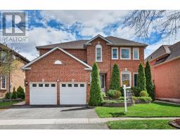 84 SILVERBIRCH PLACE, Whitby, Ontario