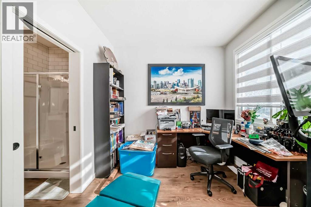160 Lucas Common NW, Calgary, Alberta  T3P 2B3 - Photo 2 - A2292760