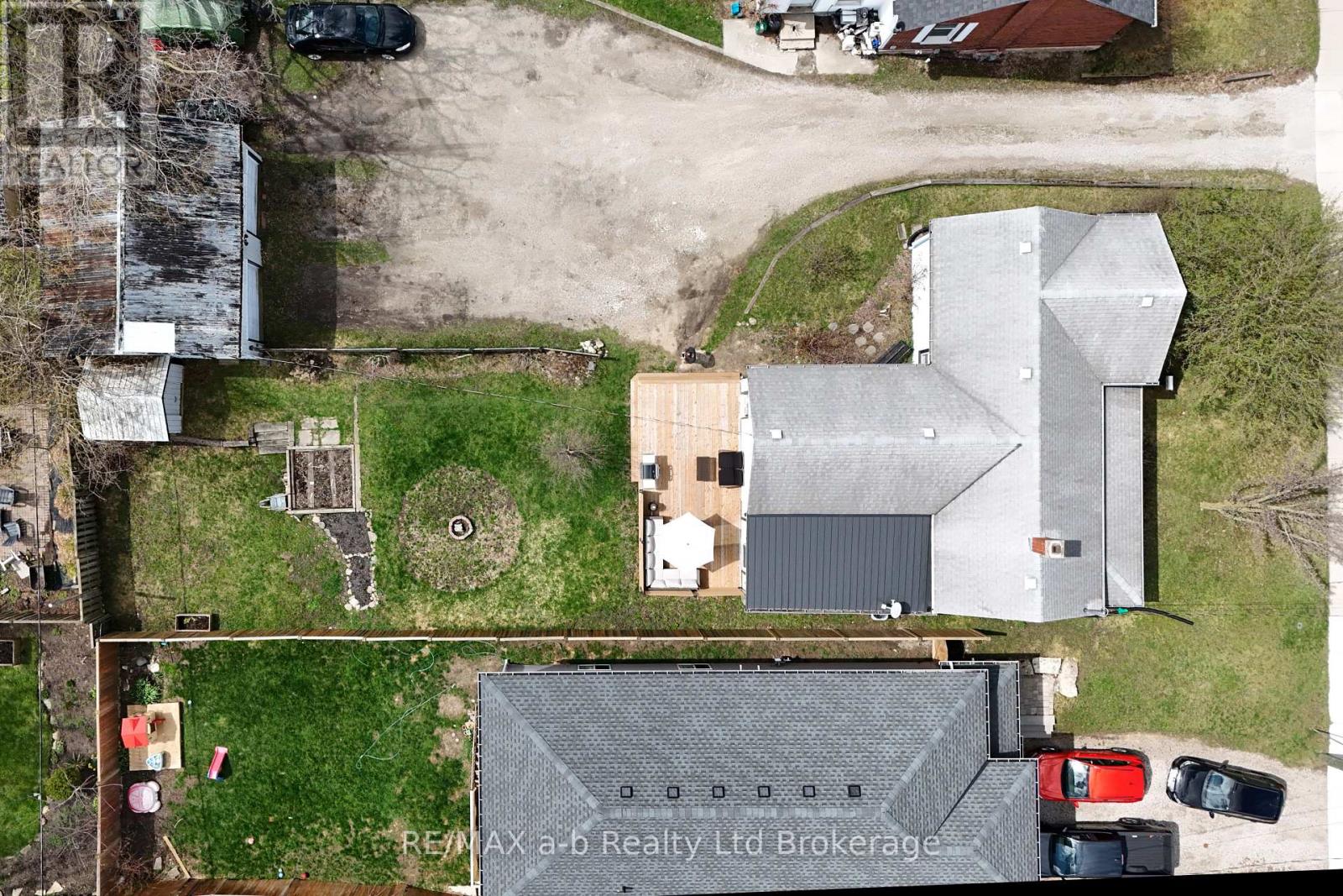 688 Henry Street, Woodstock, Ontario  N4S 1Y3 - Photo 4 - X13032432