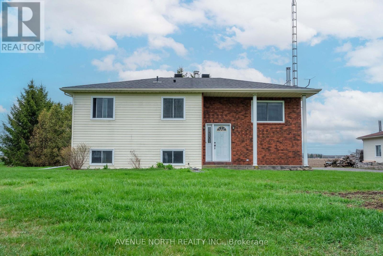 12472 Nesbitt Road, North Dundas, Ontario  K0C 2K0 - Photo 2 - X13066084