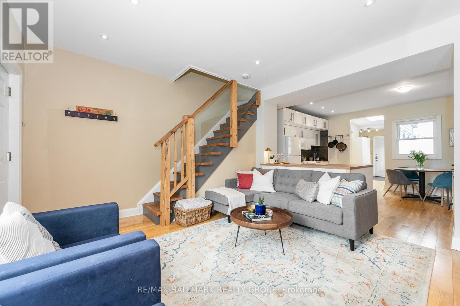 180 Cambridge Street N, Ottawa, Ontario  K1R 7A9 - Photo 3 - X13066138