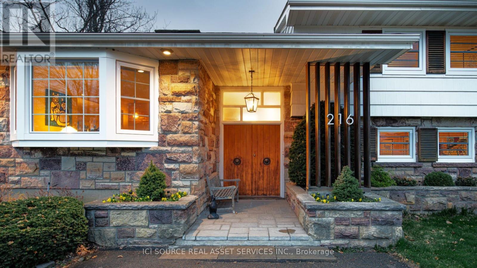 216 Brockville Street, Smiths Falls, Ontario  K7A 3Z4 - Photo 3 - X12847464
