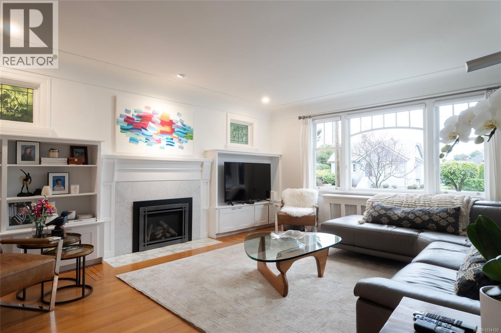 2741 Dufferin Ave, Oak Bay, British Columbia  V8R 3L5 - Photo 3 - 1034100