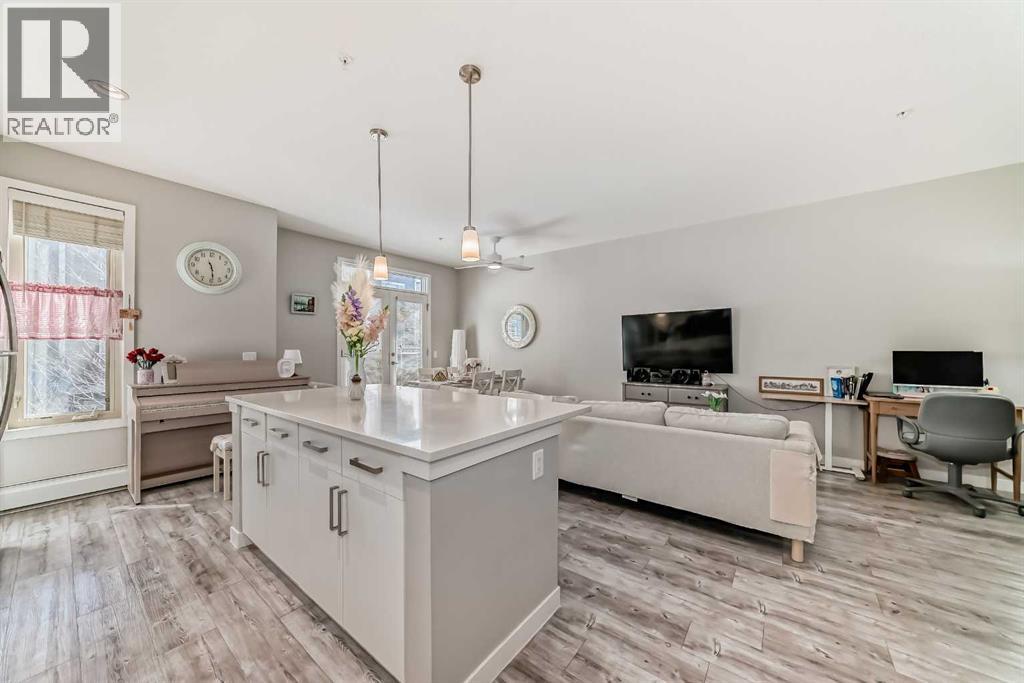 220, 7 Westpark Common Sw, Calgary, Alberta  T3H 0Y4 - Photo 5 - A2306766