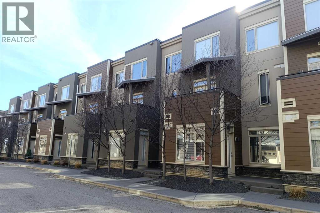 220, 7 Westpark Common Sw, Calgary, Alberta  T3H 0Y4 - Photo 1 - A2306766