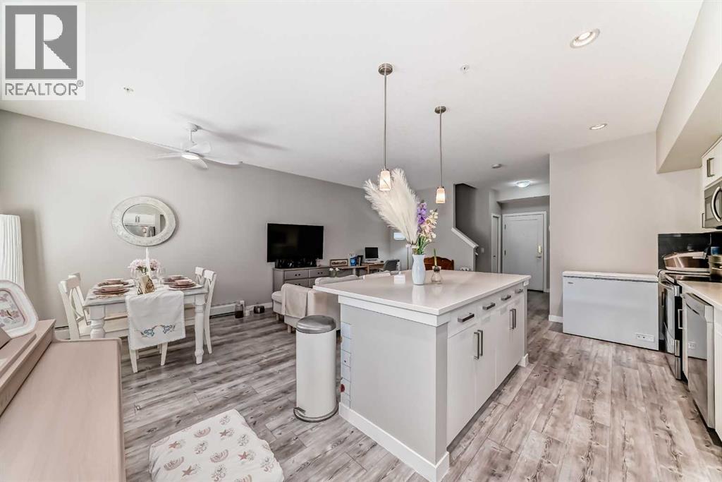220, 7 Westpark Common Sw, Calgary, Alberta  T3H 0Y4 - Photo 7 - A2306766