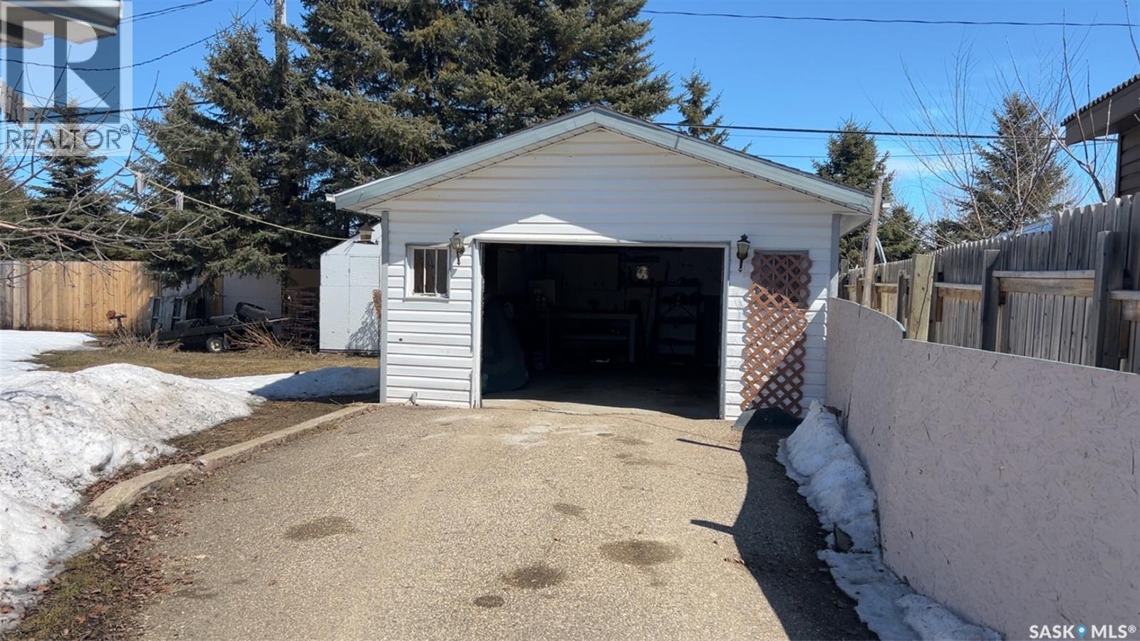 338 1st Avenue Nw, Preeceville, Saskatchewan  S0A 3B0 - Photo 19 - SK034514