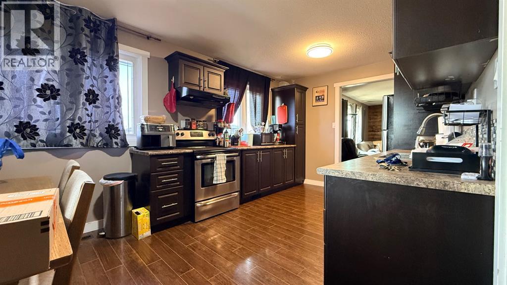 403 5 Street, Marwayne, Alberta  T0B 2X0 - Photo 10 - A2306733